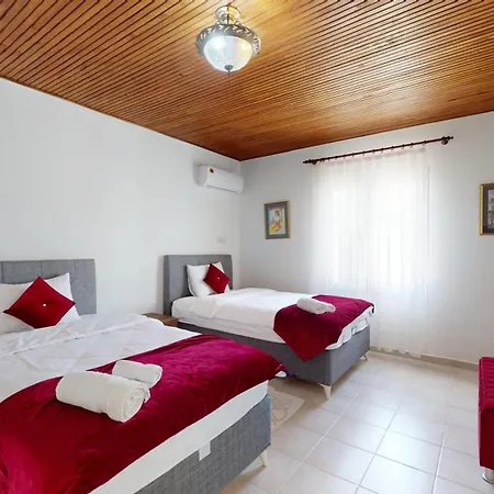 Butterfly By Holidaykeys 빌라 *