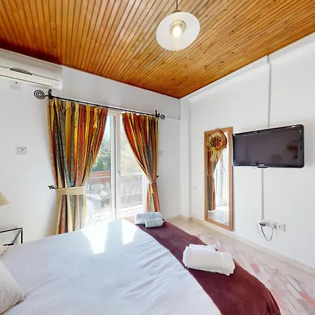 Butterfly By Holidaykeys Villa