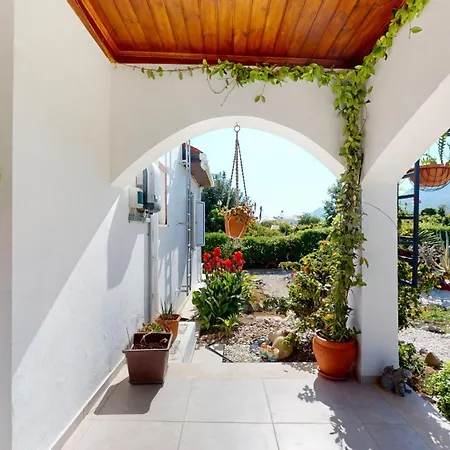 Butterfly By Holidaykeys Vilă