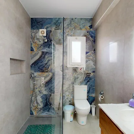 Vilă Butterfly By Holidaykeys *